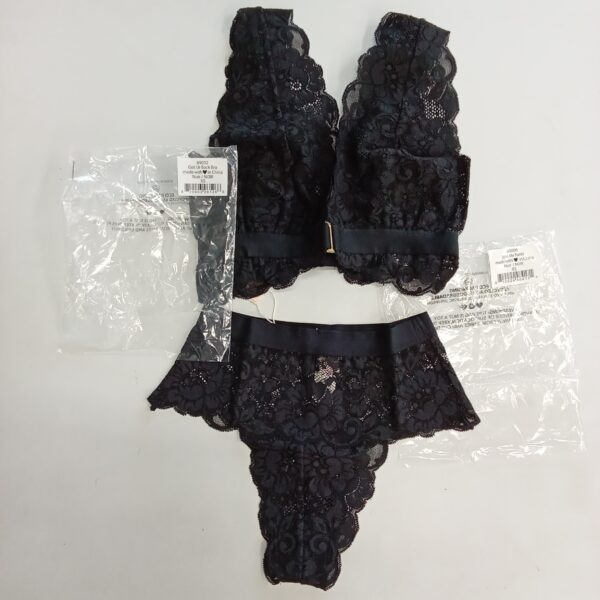 LADIES INTIMATE SMALL LOT, SHELF PULLS, 5522765, 26 units, PA image 6