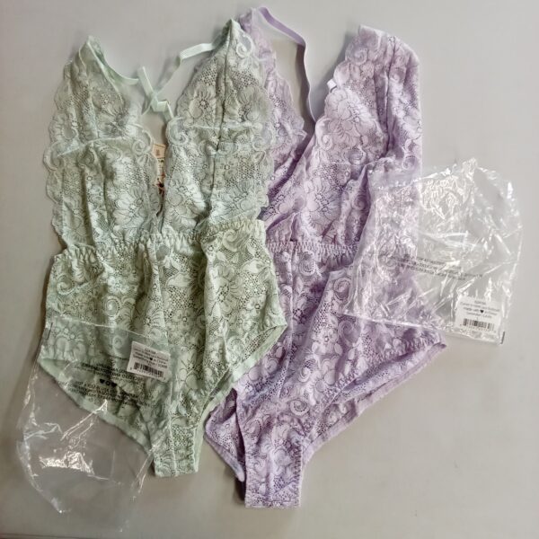 LADIES INTIMATE SMALL LOT, SHELF PULLS, 5522653, 23 units, PA image 5