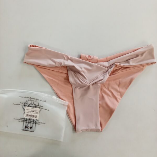 LADIES INTIMATE SMALL LOT, SHELF PULLS, 5522661, 23 units, PA image 5