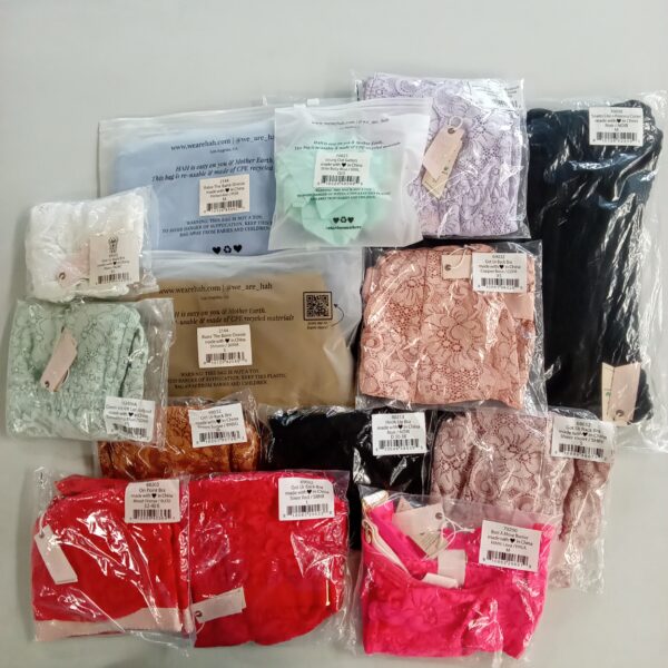 LADIES INTIMATE SMALL LOT, SHELF PULLS, 5522658, 27 units, PA image 1