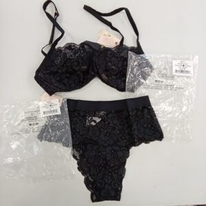 LADIES INTIMATE SMALL LOT, SHELF PULLS, 5522800, 30 units, PA image 5