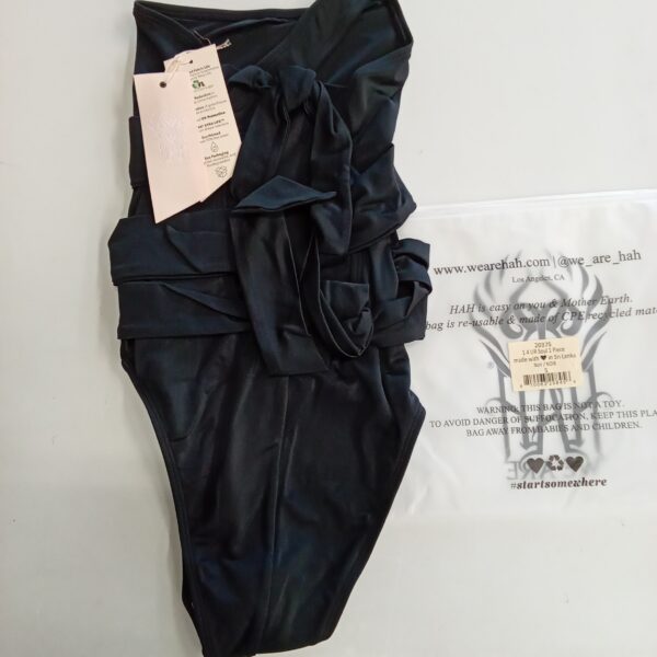 LADIES INTIMATE SMALL LOT, SHELF PULLS, 5522842, 32 units, PA image 5
