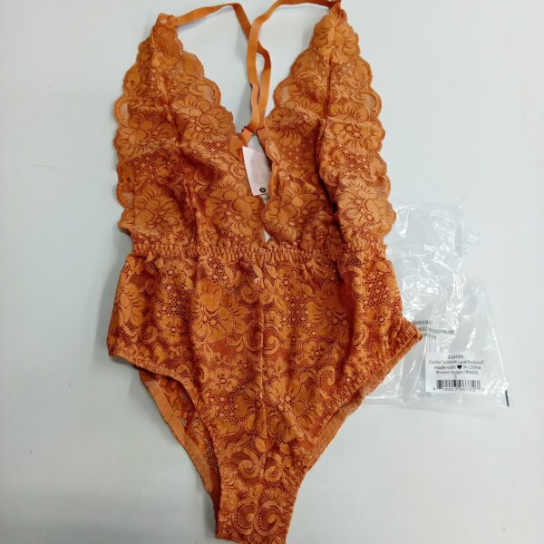 LADIES INTIMATE SMALL LOT, SHELF PULLS, 5522848, 33 units, PA image 2