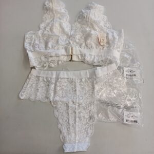 LADIES INTIMATE SMALL LOT, SHELF PULLS, 5522848, 33 units, PA image 7