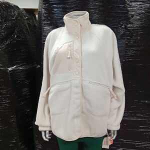 LADIES COATS SMALL LOT, SHELF PULLS, 5523285, 7 units, PA image 3