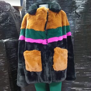 LADIES COATS SMALL LOT, SHELF PULLS, 5523300, 6 units, PA image 4