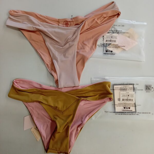 LADIES INTIMATE SMALL LOT, SHELF PULLS, 5522826, 27 units, PA image 7