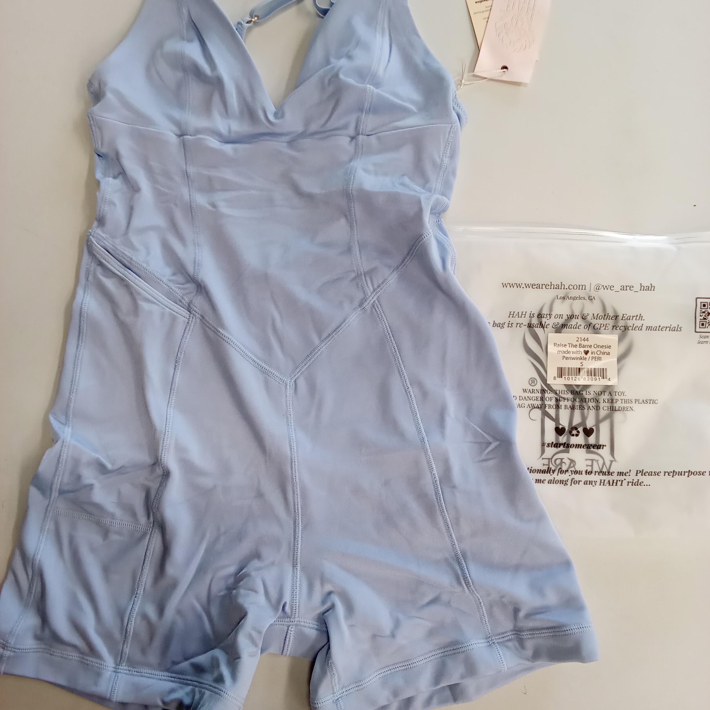 We Are HAH – Revolve/Free People, SHELF PULLS, 5522826, 27 units, PA - Foxliquidation We Are HAH – Revolve/Free People, SHELF PULLS, 5522826, 27 units, PA - Foxliquidation