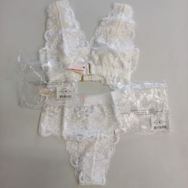 LADIES INTIMATE SMALL LOT, SHELF PULLS, 5522826, 27 units, PA image 8