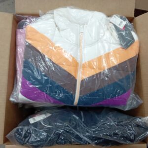 LADIES SPORT SMALL LOT, SHELF PULLS, 5523354, 15 units, PA image 3