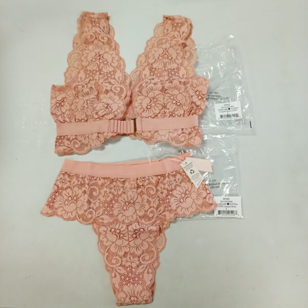 Product photo: LADIES INTIMATE SMALL LOT, SHELF PULLS, 5522977, 18 units, PA image #5