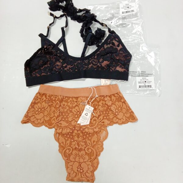 Product photo: LADIES INTIMATE SMALL LOT, SHELF PULLS, 5522977, 18 units, PA image #11