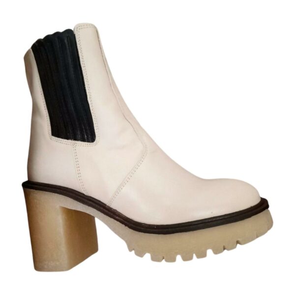 Free People Boots $188MSRP/pair - Made In Spain, SHELF PULLS, 5523413, 8 units, PA