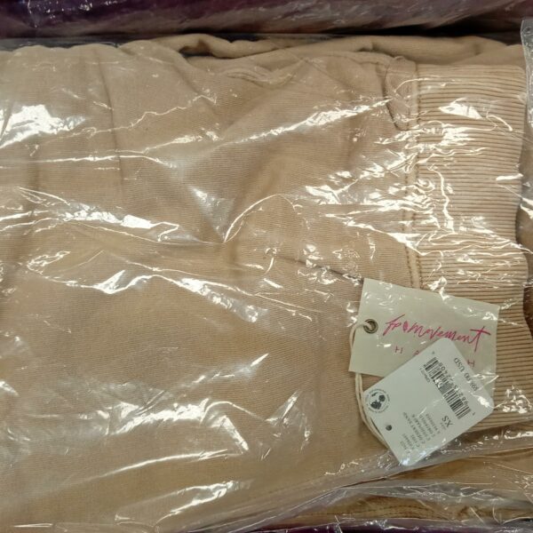 Free People Movement x Hatch, SHELF PULLS, 5523422, 35 units, PA - Image 7