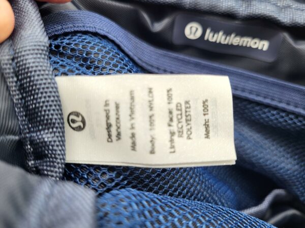 lululemon everywhere belt bag navy 1L, SHELF PULLS, 5523821, 20 units, PA - Image 4
