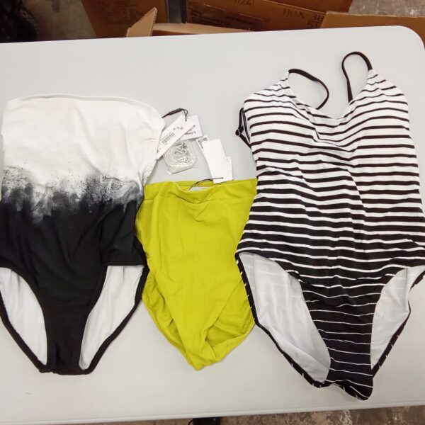 Product photo: LADIES SWIMWEAR SMALL LOT, SHELF PULLS, 5521977, 21 units, PA image #4