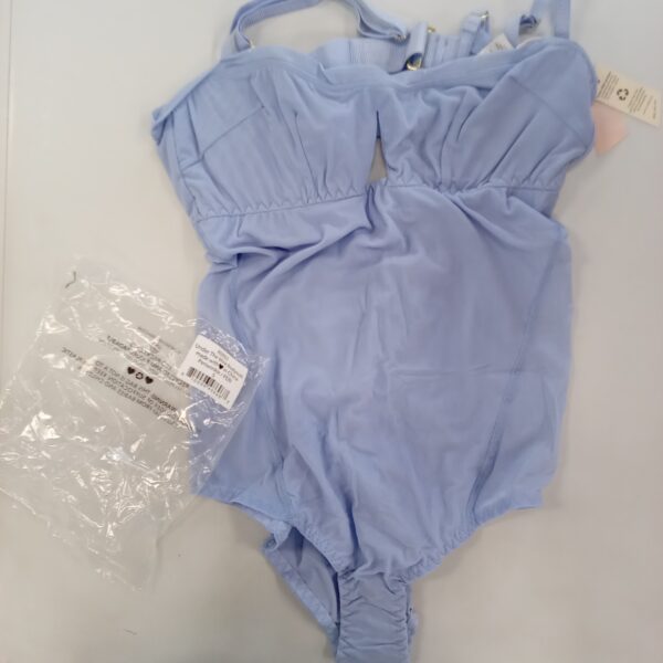 Product photo: LADIES INTIMATE SMALL LOT, SHELF PULLS, 5522213, 34 units, PA image #3