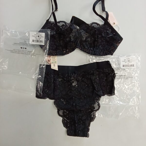 Product photo: LADIES INTIMATE SMALL LOT, SHELF PULLS, 5522757, 24 units, PA image #8