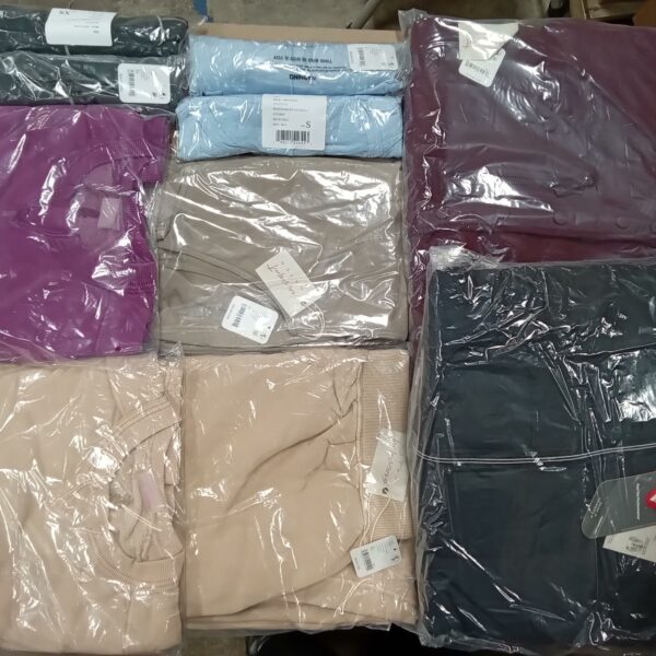 LADIES SPORT SMALL LOT, SHELF PULLS, 5523492, 16 units, PA