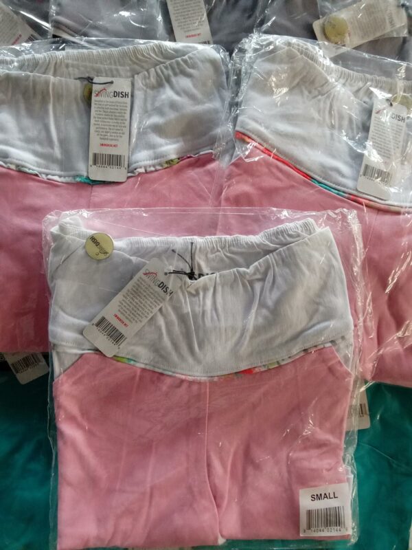 Luxury Tennis/Gold Apparel, SHELF PULLS, 5523784, 29 units, PA - Image 2