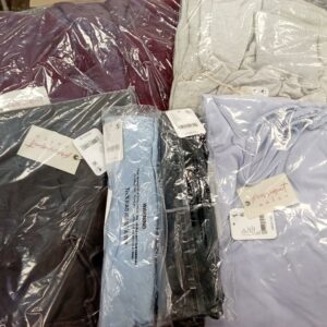 LADIES SPORT SMALL LOT, SHELF PULLS, 5523623, 17 units, PA