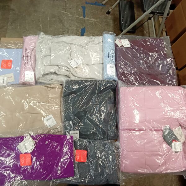 LADIES SPORT SMALL LOT, SHELF PULLS, 5523546, 35 units, PA