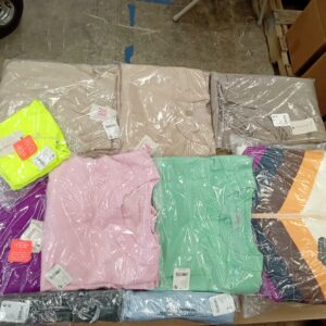 LADIES SPORT SMALL LOT, SHELF PULLS, 5523571, 41 units, PA