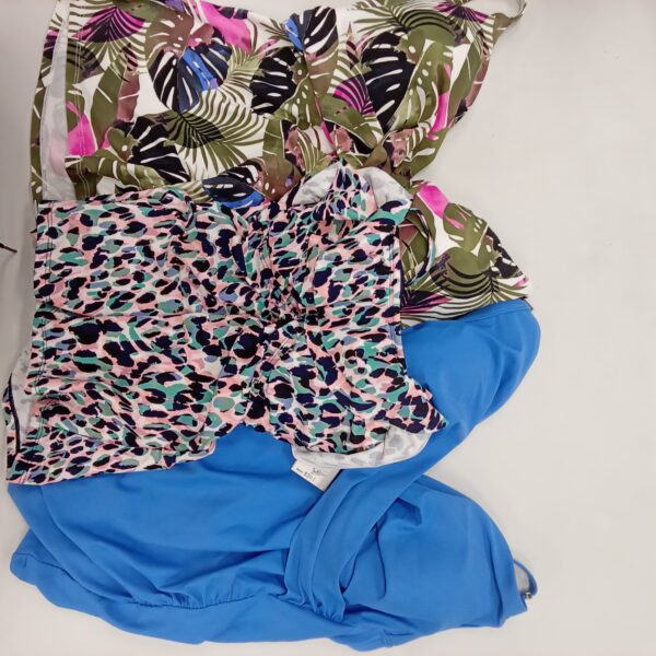 Product photo: LADIES SWIMWEAR SMALL LOT, SHELF PULLS, 5522162, 70 units, PA image #2