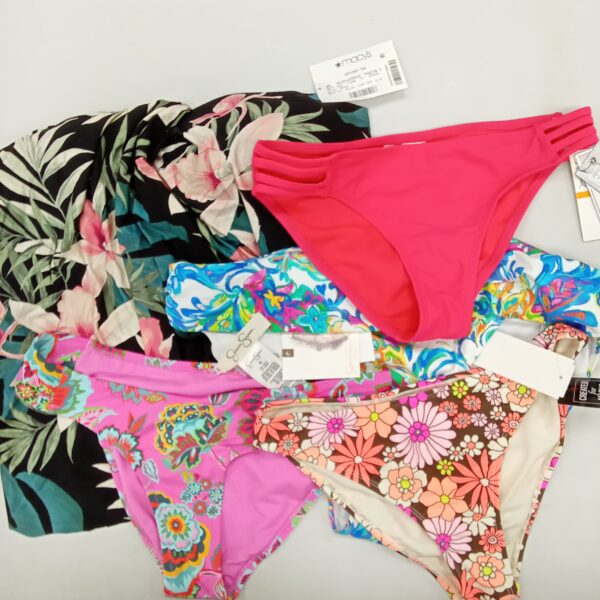 Product photo: LADIES SWIMWEAR SMALL LOT, SHELF PULLS, 5522385, 31 units, PA image #5
