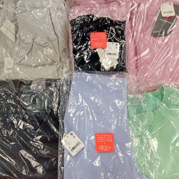 LADIES SPORT SMALL LOT, SHELF PULLS, 5523867, 29 units, PA