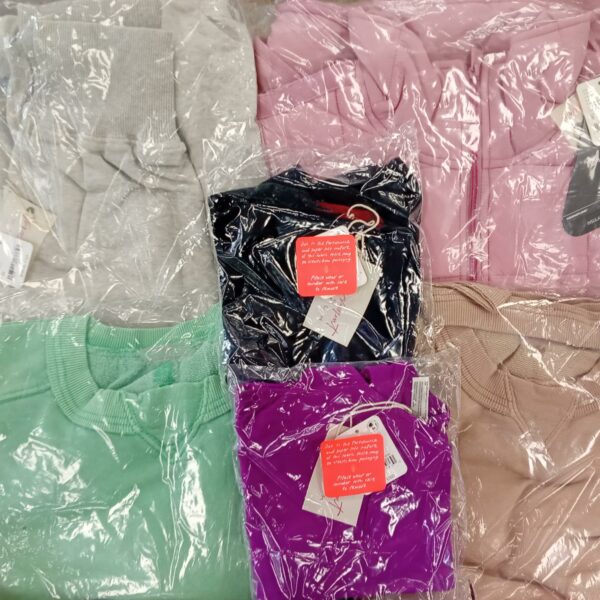 LADIES SPORT SMALL LOT, SHELF PULLS, 5523840, 20 units, PA
