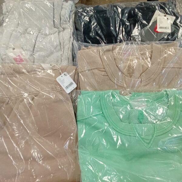 LADIES SPORT SMALL LOT, SHELF PULLS, 5523830, 28 units, PA