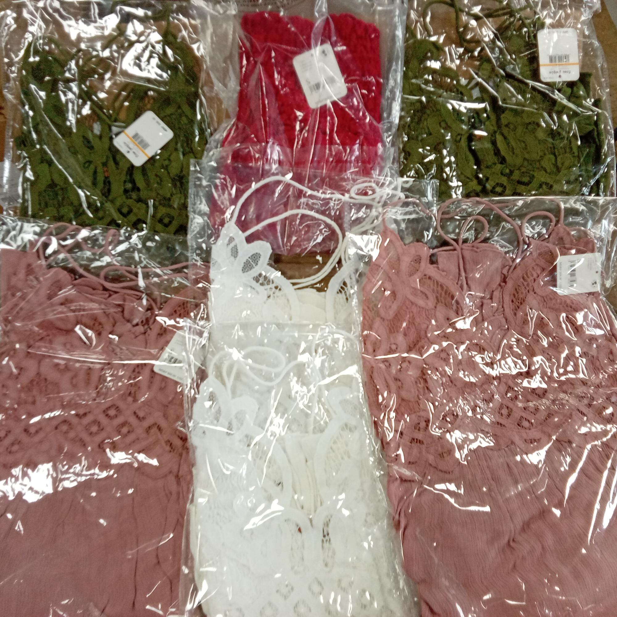 (*Updated, contains 20 units not 52!) Free People Adella – Slip Dresses/Tops, SHELF PULLS, 5523952, 20 units, PA