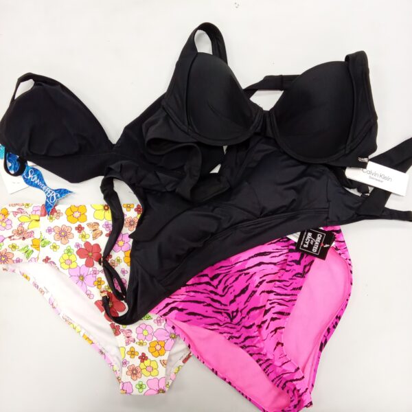 Product photo: LADIES SWIMWEAR SMALL LOT, SHELF PULLS, 5522150, 63 units, PA image #4
