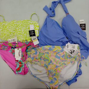 Product photo: LADIES SWIMWEAR SMALL LOT, SHELF PULLS, 5522151, 72 units, PA image #1