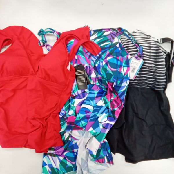 Product photo: LADIES SWIMWEAR SMALL LOT, SHELF PULLS, 5522200, 61 units, PA image #4