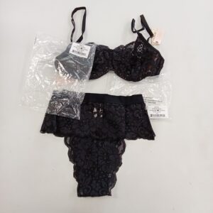 Product photo: LADIES INTIMATE SMALL LOT, SHELF PULLS, 5522798, 27 units, PA image #5