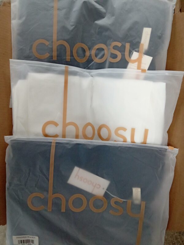 CHOOSY DESIGNER CLOTHING, SHELF PULLS, 5524252, 28 units, PA