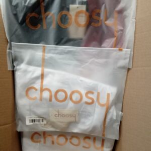 CHOOSY DESIGNER CLOTHING, SHELF PULLS, 5524212, 34 units, PA