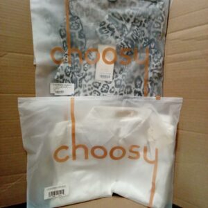 CHOOSY DESIGNER CLOTHING, SHELF PULLS, 5524273, 27 units, PA
