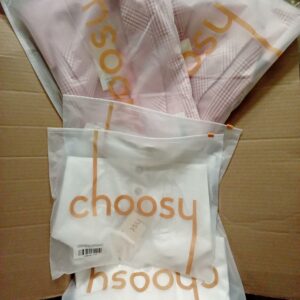 CHOOSY DESIGNER CLOTHING, SHELF PULLS, 5524274, 27 units, PA