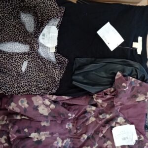 Product photo: LADIES APPAREL SMALL LOT, CUSTOMER RETURNS, 5521703, 34 units, PA image #1