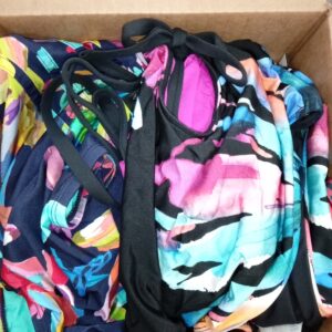 Product photo: LADIES SWIMWEAR SMALL LOT, SHELF PULLS, 5521968, 17 units, PA image #6