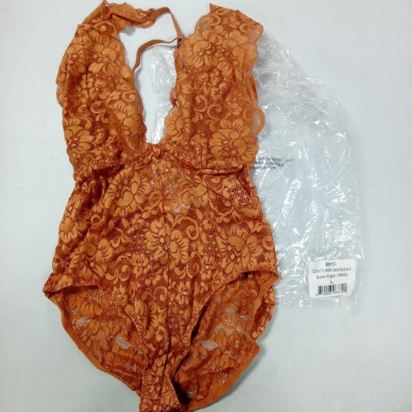 Product photo: LADIES INTIMATE SMALL LOT, SHELF PULLS, 5523029, 31 units, PA image #10