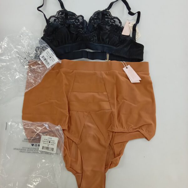 Product photo: LADIES INTIMATE SMALL LOT, SHELF PULLS, 5522128, 35 units, PA image #4