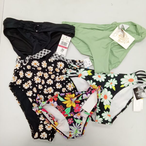 Product photo: LADIES SWIMWEAR SMALL LOT, SHELF PULLS, 5522152, 86 units, PA image #4