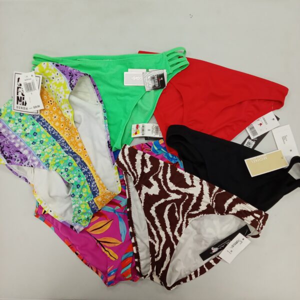 Product photo: LADIES SWIMWEAR SMALL LOT, SHELF PULLS, 5522154, 81 units, PA image #7