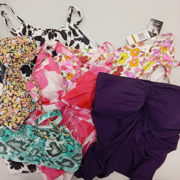 Product photo: LADIES SWIMWEAR SMALL LOT, SHELF PULLS, 5522164, 63 units, PA image #7