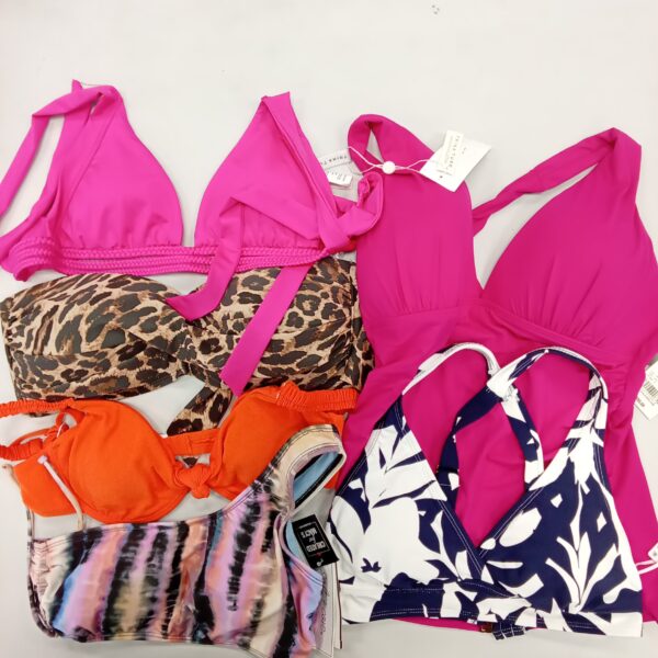 Product photo: LADIES SWIMWEAR SMALL LOT, SHELF PULLS, 5522165, 79 units, PA image #7