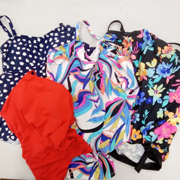Product photo: LADIES SWIMWEAR SMALL LOT, SHELF PULLS, 5522165, 79 units, PA image #9